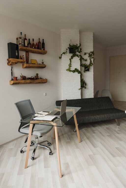 How to Create a Relaxing Home Workspace for Better Focus